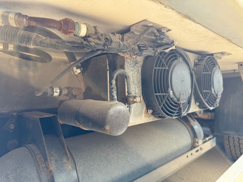 Термоизолиран фургон ивеко 2018