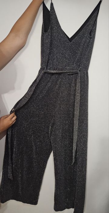 Salopetă H&M - lungă cu fir metalic mărimea M