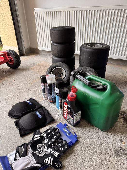 Vand doua karturi, impreuna sau separat