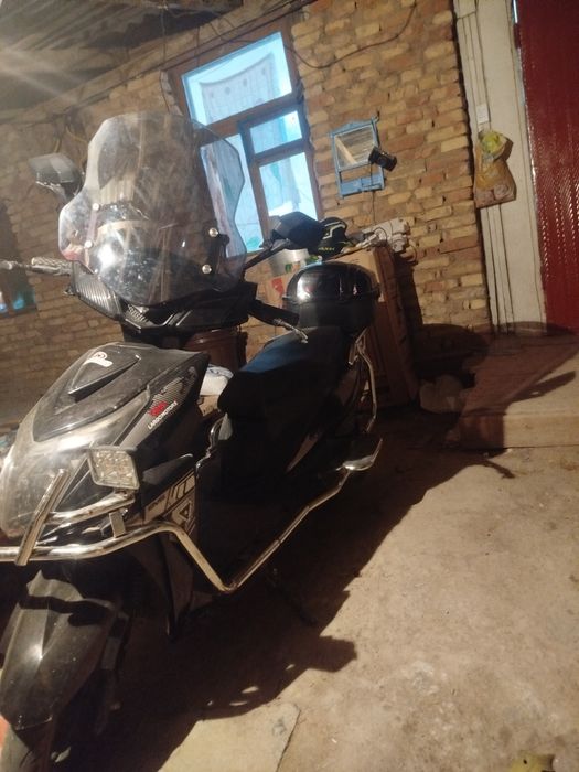 Скутер сатылады жакси халата тур