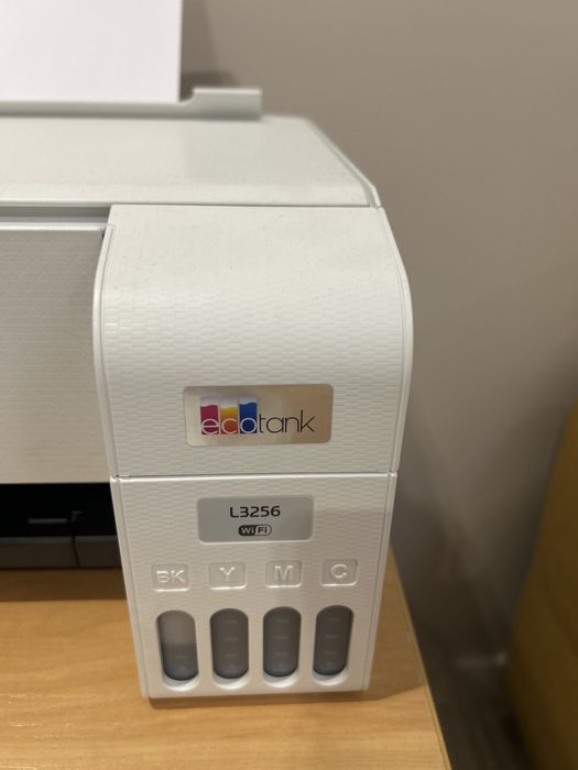 Продам принтер Epson L3256