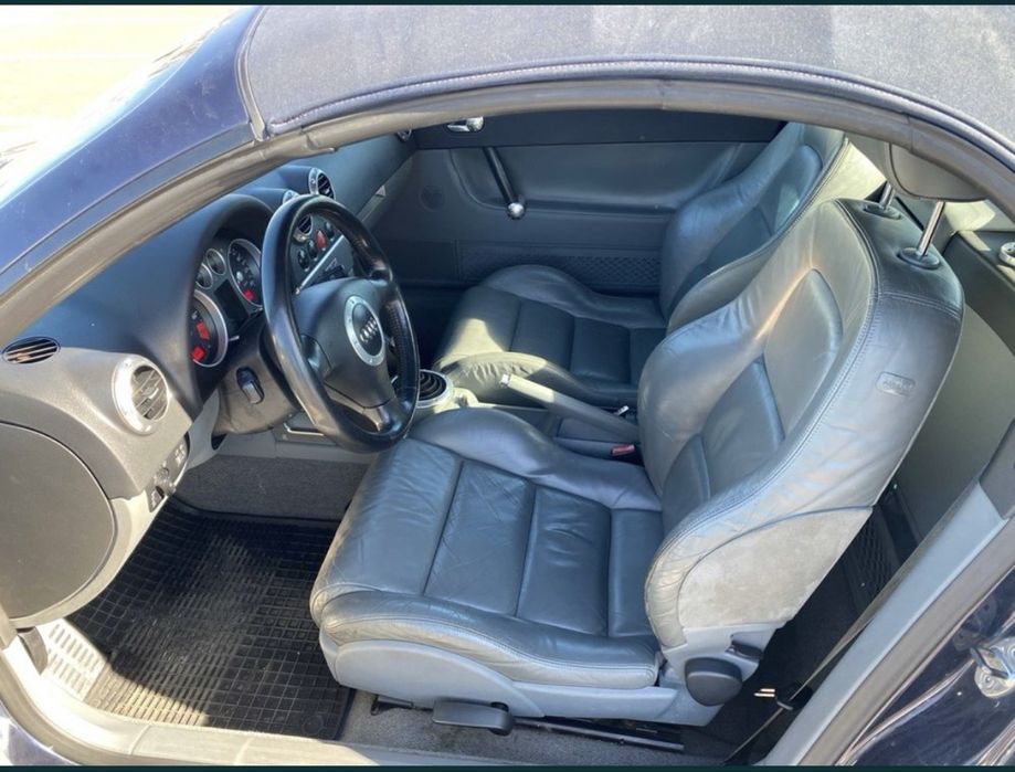 Vand sau schimb Audi TT Cabrio