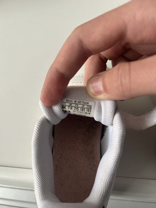 Маратонки Adidas за момиче