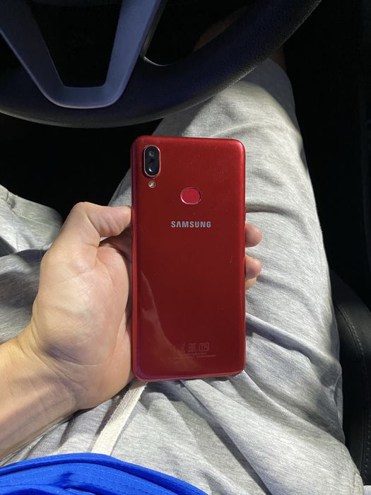 Samsung A10S хорошее состяние