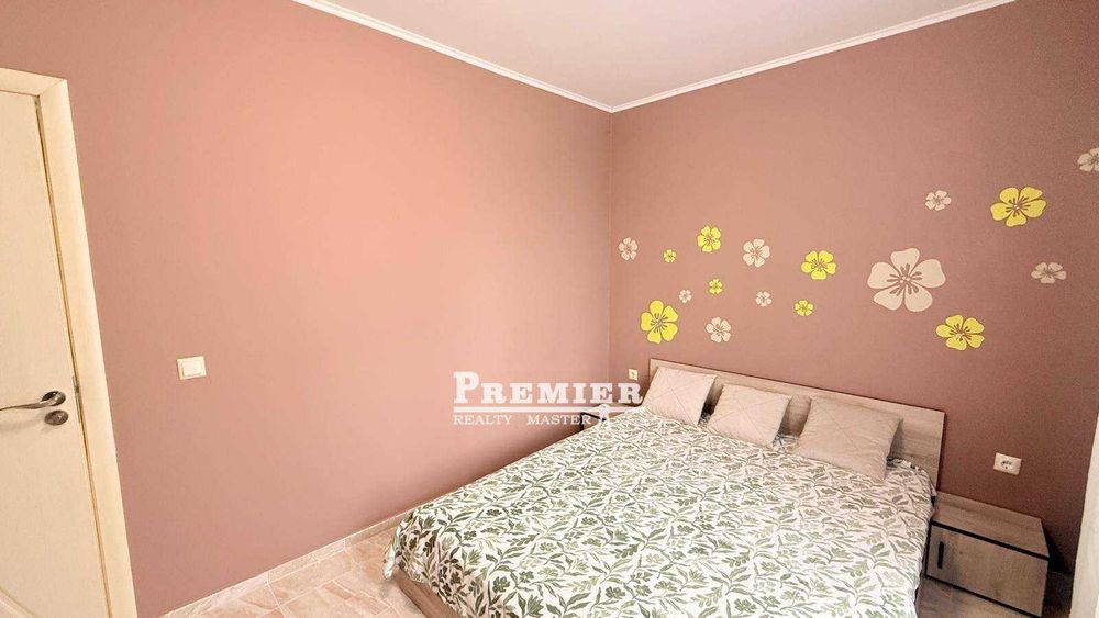 Продава се двустаен апартамент в Равда, само на 200 метра от морето.