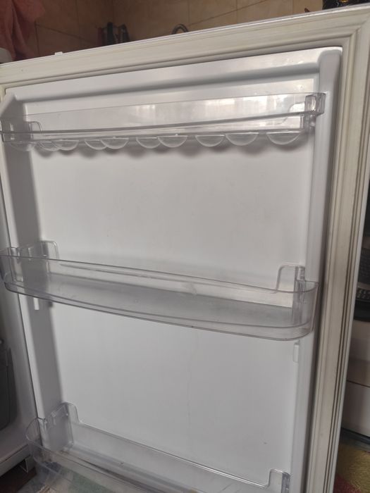 Продам холодильник Бирюса