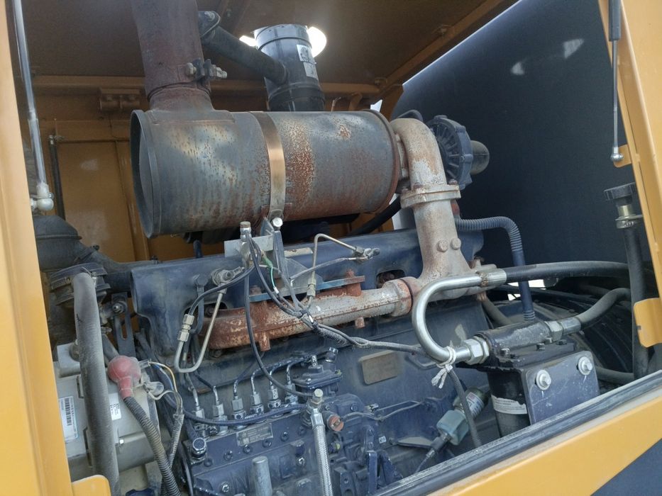 XCMG LW300KN Sotiladi motochas 4.500 holati zavod kalit tegmagan