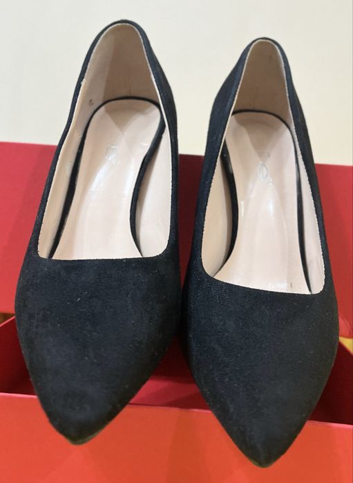 Туфли чёрные лодочки