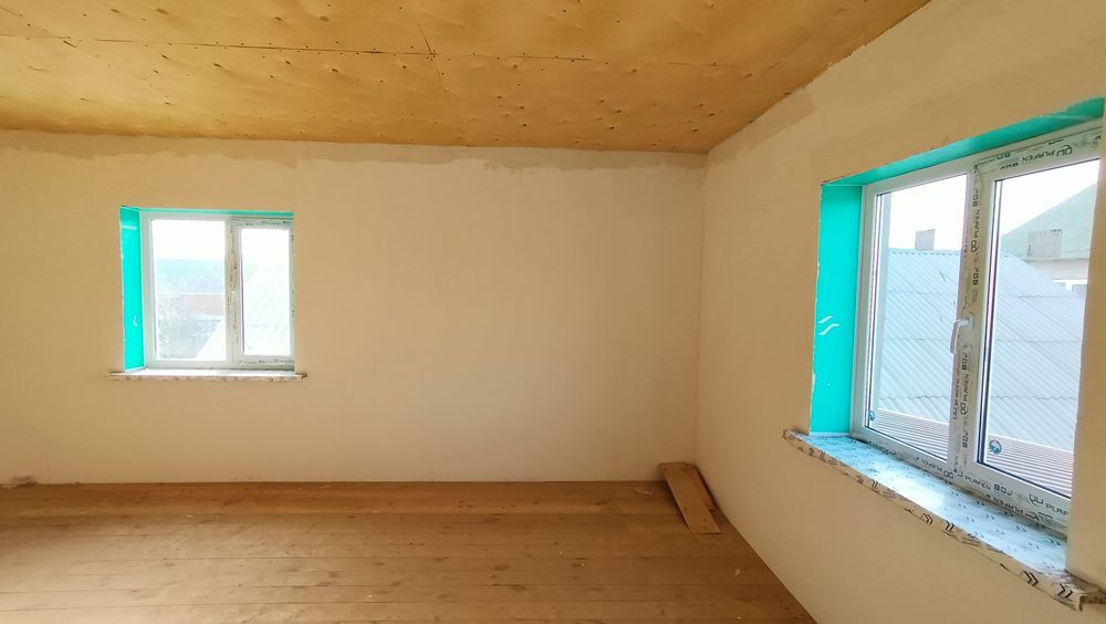 Продается коттедж , район Строитель.