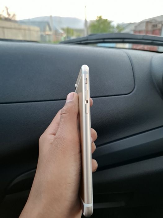 iPhone 6 S продам