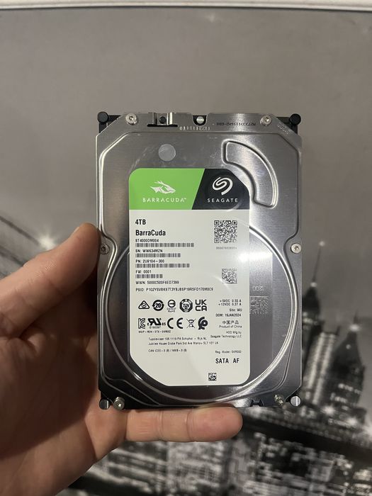 Хард диск 4 тера байта Baracuda
