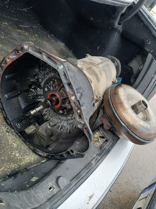 Автоматична скоростна кутия за мерцедес clk270 2004г.