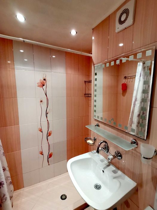 Дава се под наем Двустаен апартамент в Бургас, Братя Миладинови - 41 кв.м за 153 € - Снимка #6