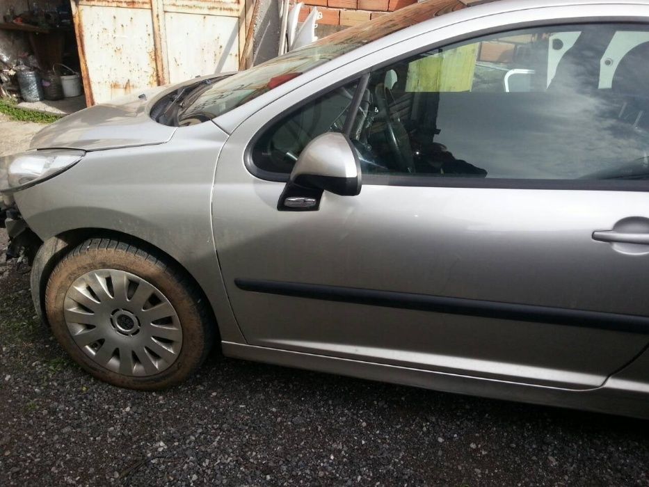 Peugeot 207 1.6 HDI ПЕЖО 207