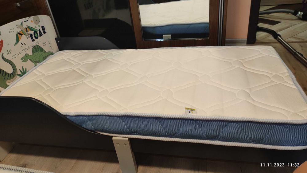 Детско легло Динозавър