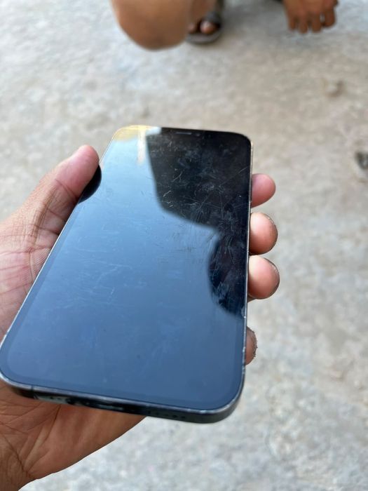 Iphone 12 pro 64/77