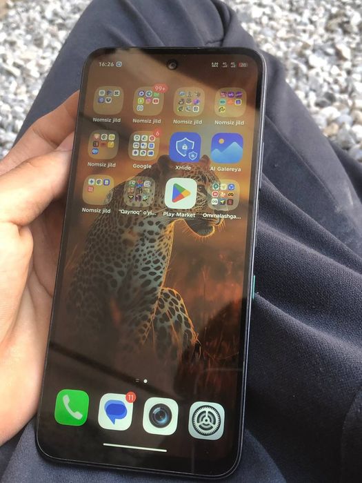 Infinix hot 60 i   ideal