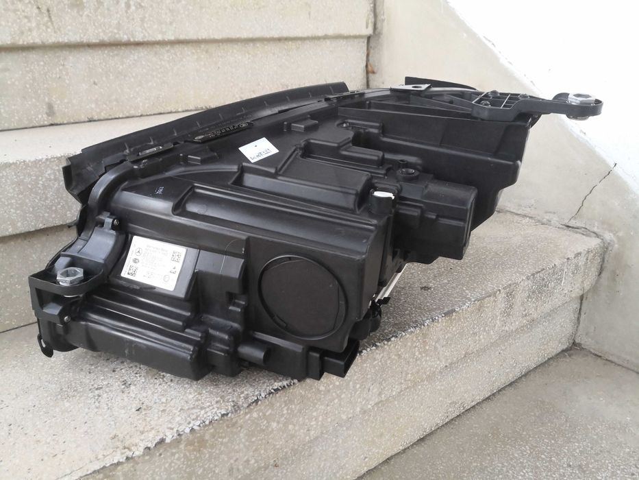 Фар Mercedes W213 E-classa десен/Фар Мерцедес W213 Оригинален