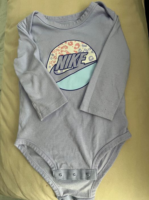 Nike Бебешко боди за момиче
