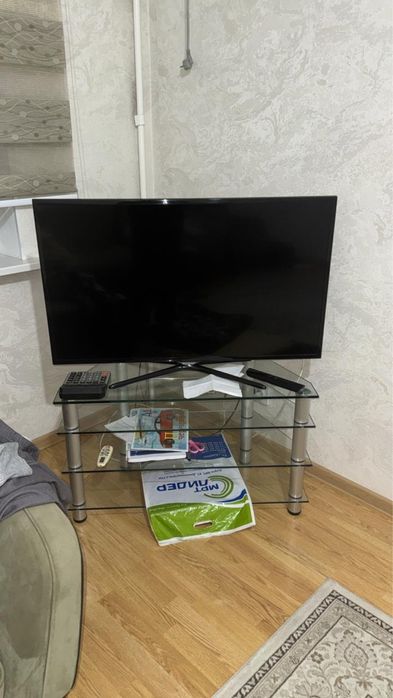 Подставка под телевизор
