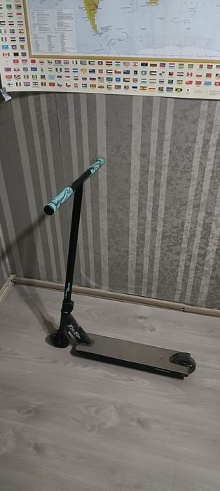 СРОЧНО продам самокат