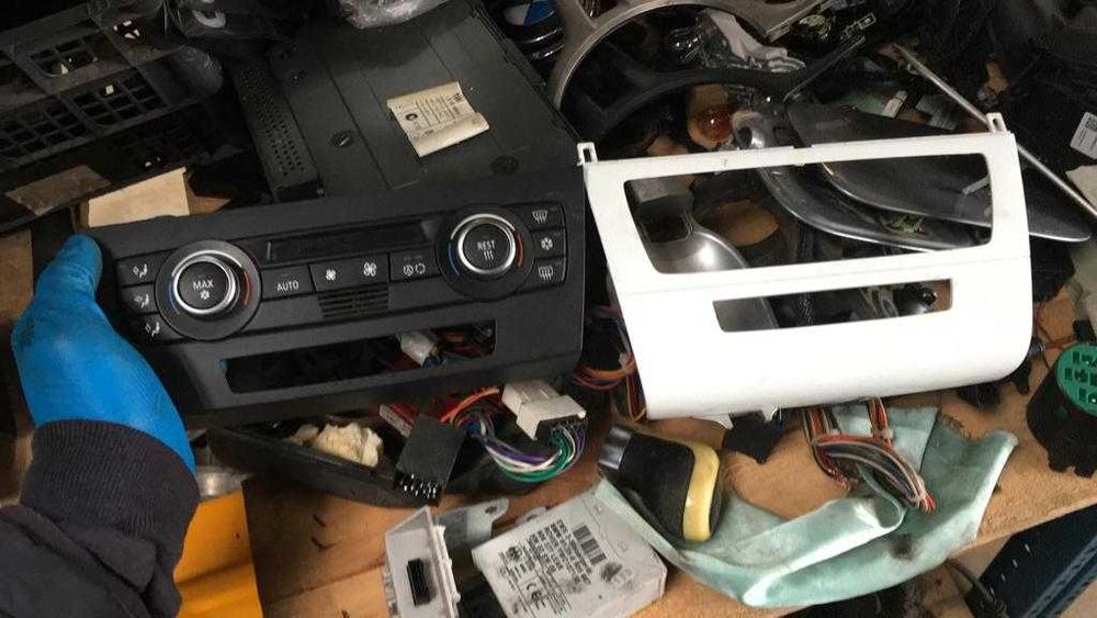 Panou clima bmw seria 1 e81 e87