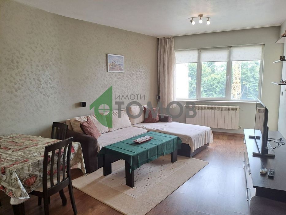 Тристаен апартамент под наем в кв. Аязмото