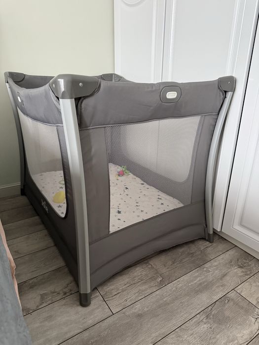 Продам манеж кровать