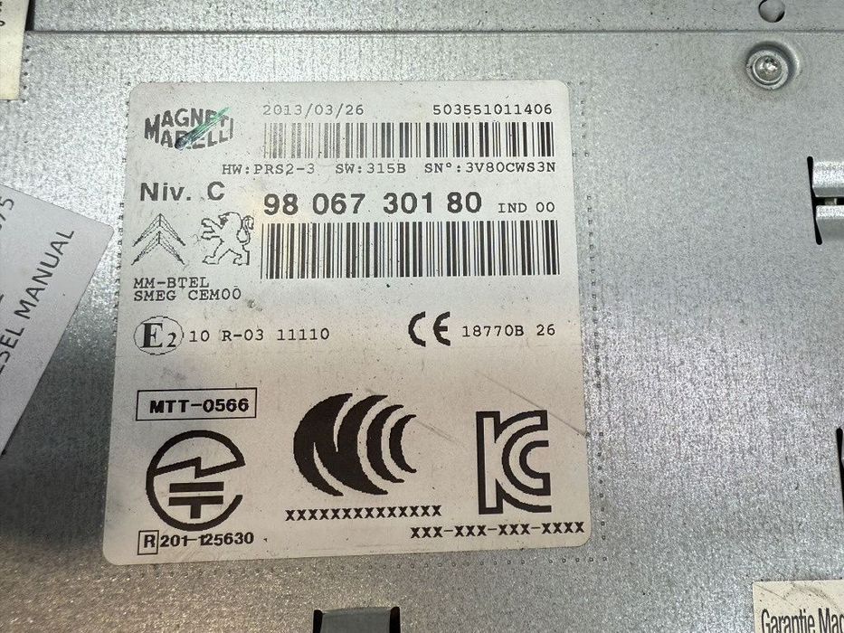 Amplficator audio 2013 peugeot 208 1.4 diesel cod oem 9806730180 2012-2018