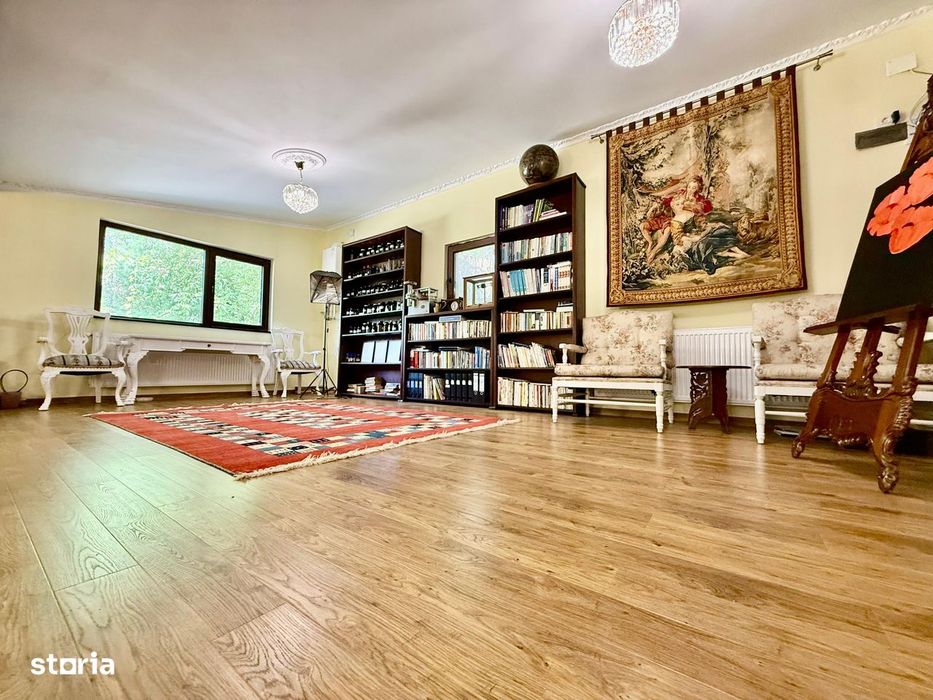 De închiriat|3 camere|136 mp utili|Curte 300 mp|2 locuri de parcare