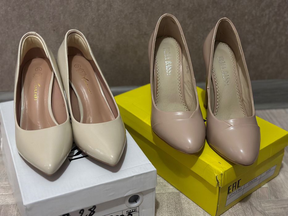 Продаю 2 пары отличных туфель