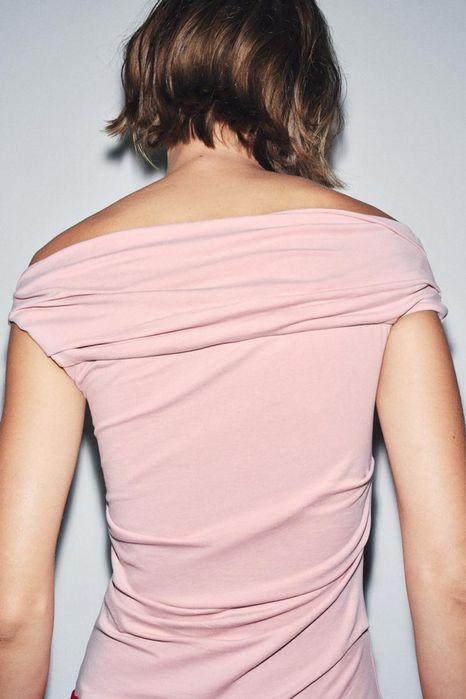 Топ Zara, с этикеткой. М размер