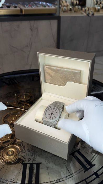 Bvlgary Octo titanium