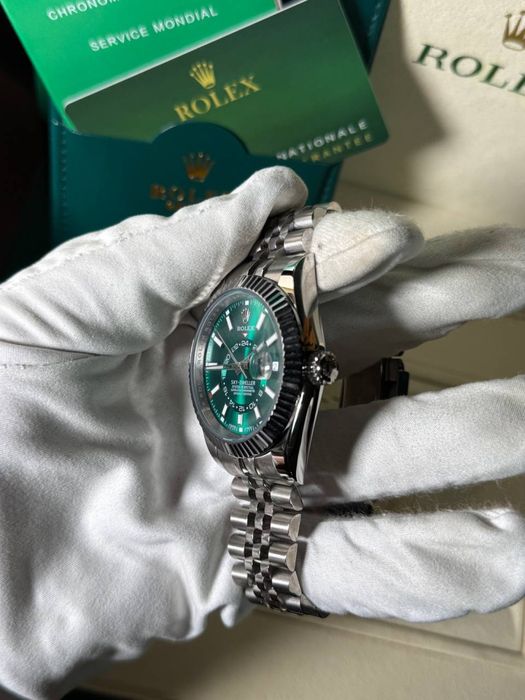 Rolex Sky-dweller green dial