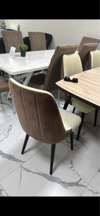 Продам стулья в отличном состоянии.