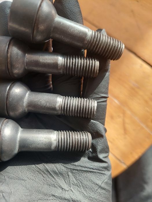 Секретни за Мерцедес 12/40 мм