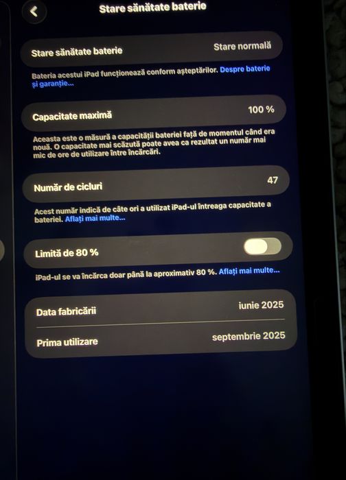Vând iPad (A16) 128 GB Wi-Fi, Silver, stare excelentă
