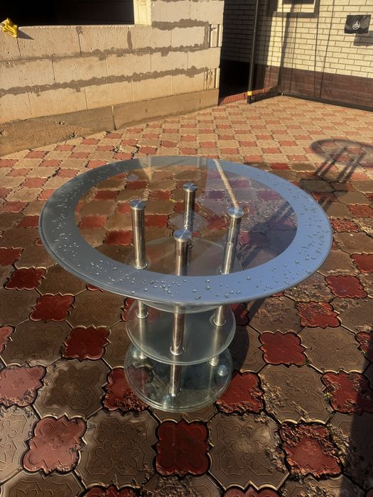 Продам журнальный стол