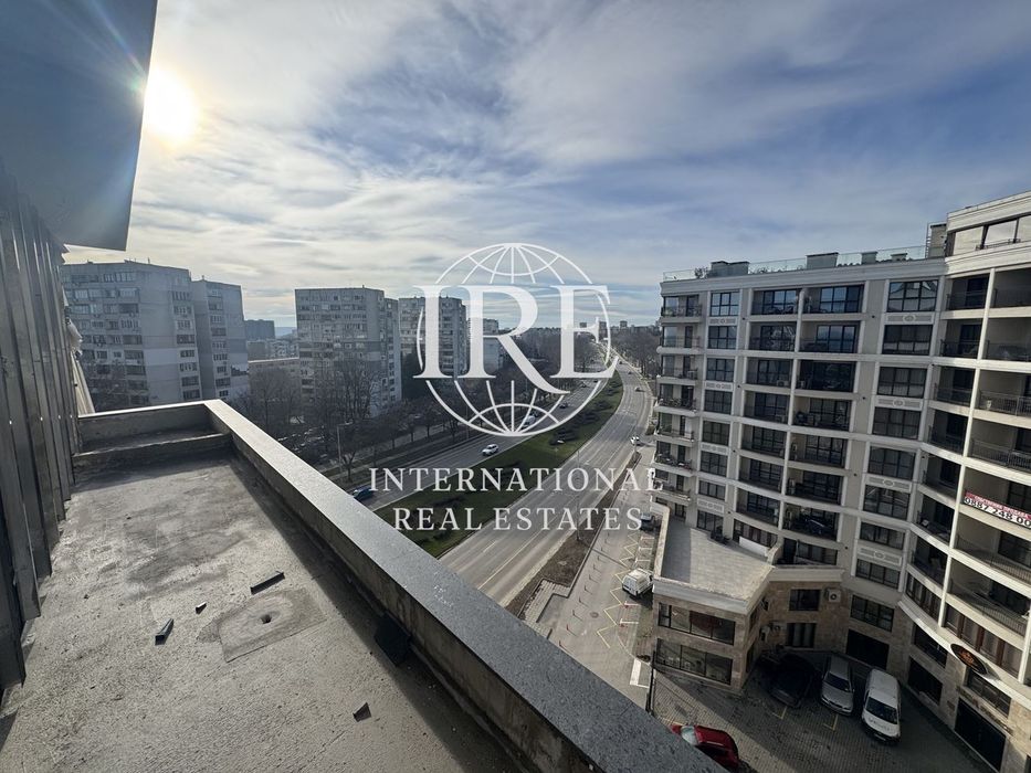 Продава се Тристаен апартамент в Варна, Чайка - 110 кв.м за 1391 €/кв.м - Снимка #9