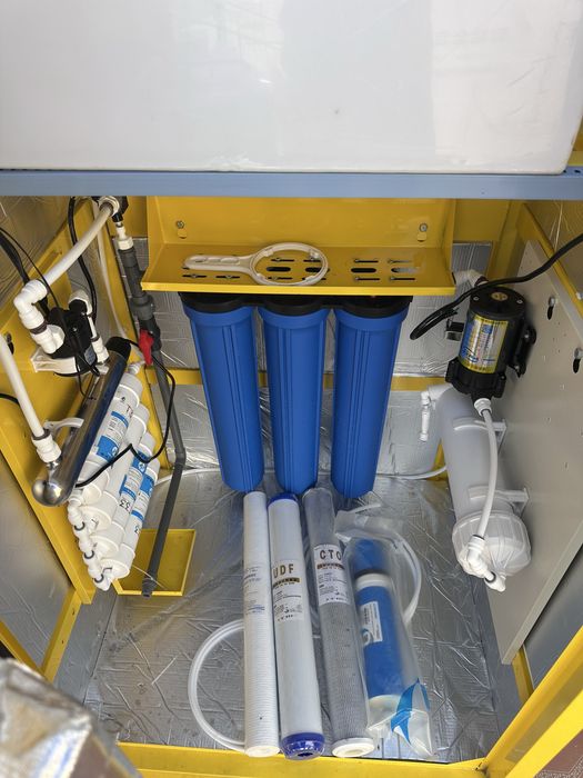 Вендинг. Сув аппаратлари сотилади.