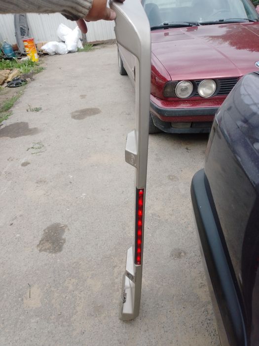 Спойлер на Мерседес 190