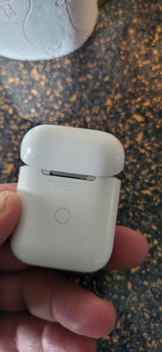 Dock air pods 2 a1602 model emc 2862