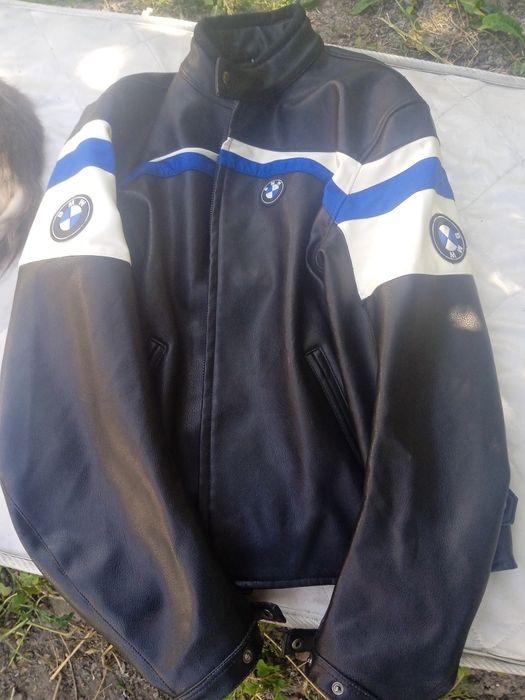 Продам кожаную куртку