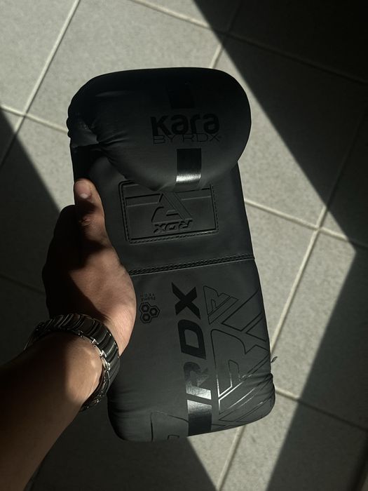 Боксови ръкавици RDX
