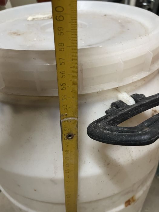 Голям бидон с винтов капак