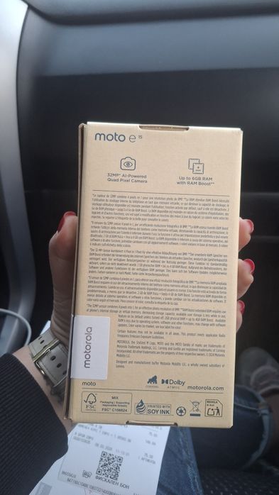 Продавам Moto E15