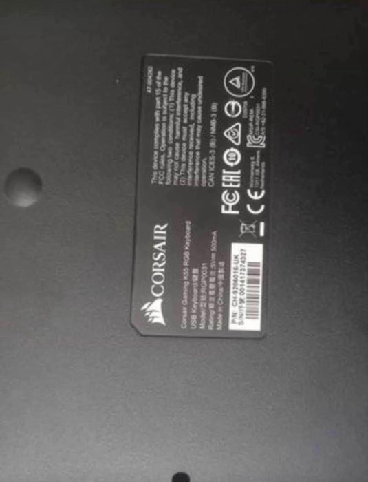 Геймърска клавиатура corsair