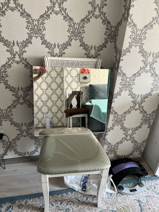 Срочно продам зеркало