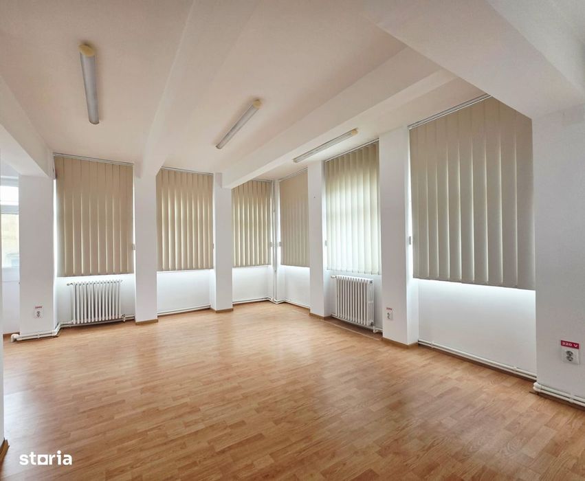 DE INCHIRIAT BIROURI 72 mp Etaj 1 Țesătura Podu Roș