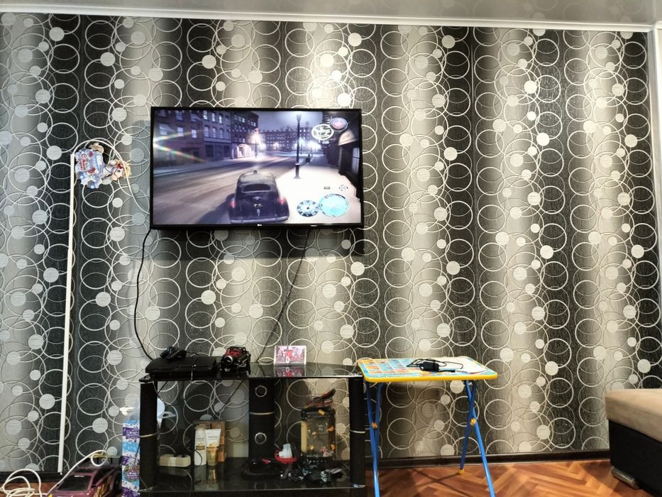 Продам двухкомнатную, улучшенная